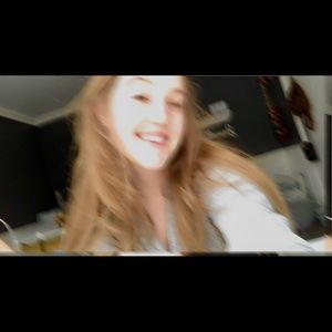 Meet your Posher, Jillian